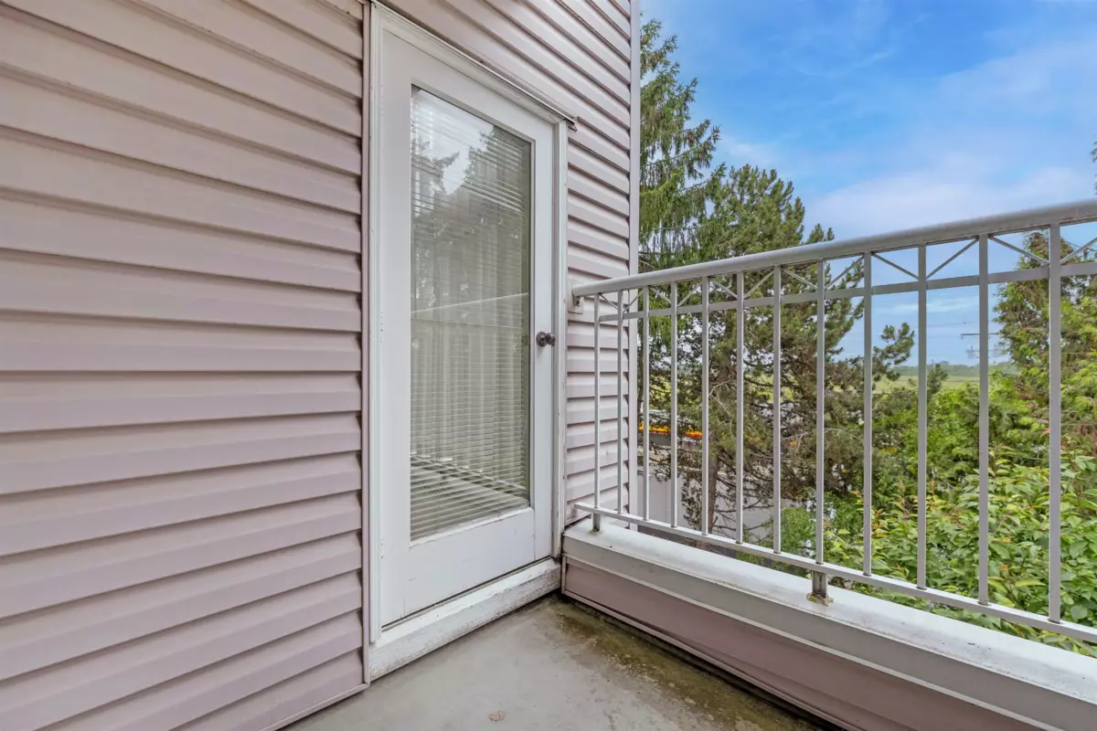 Loft / Bonus Room Photo of 305 5488 Arcadia Road, Richmond, BC