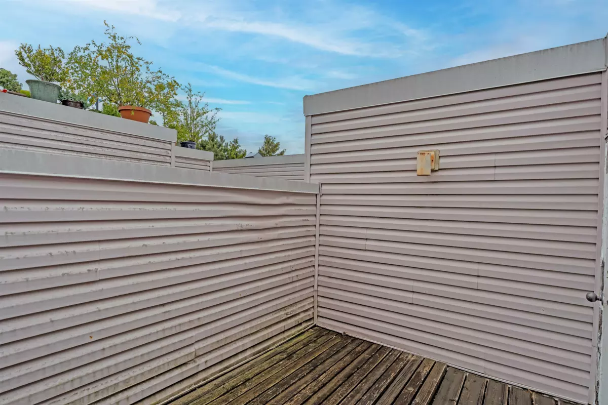 Primary Bedroom Photo of 305 5488 Arcadia Road, Richmond, BC