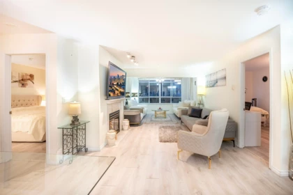 206 855 W 16th Street, North Vancouver, BC, Norgate — 2 bed apartment/condo for sale