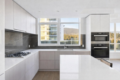 1401 1675 Lions Gate, North Vancouver, BC