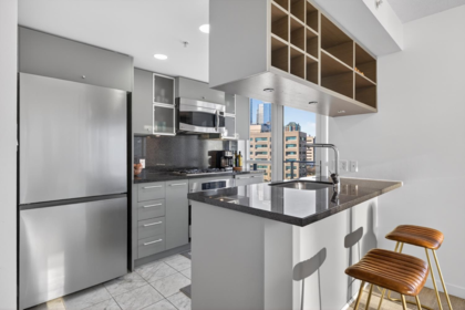 1011 833 Seymour Street, Vancouver, BC, Vancouver — Apartment/Condo for sale