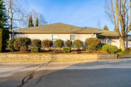 1 9088 Holt Road, Surrey, BC, Surrey — Townhouse for sale