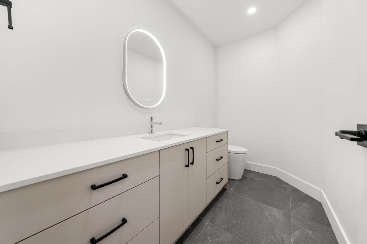 Fitness Center Photo Near 11648 94a Avenue, Delta, BC