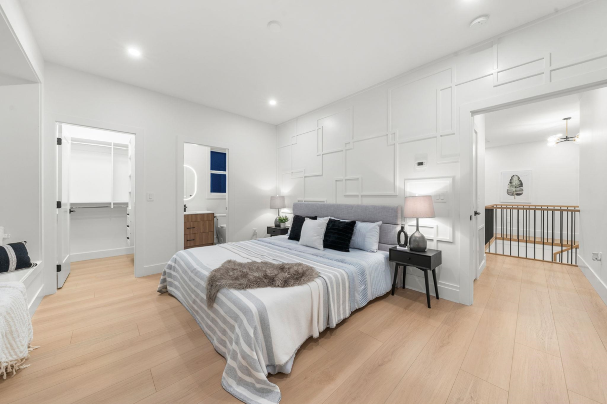 Swimming Pool Photo of 11648 94a Avenue, Delta, BC