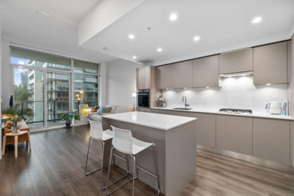 604 3809 Evergreen Place, Burnaby, BC