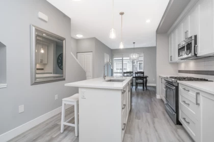Dining Area Photo of 61 3039 156th Street, Surrey, BC
