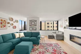 703 2167 Bellevue Avenue, West Vancouver, BC