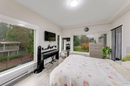 Bedroom 4 Photo of 207 13799 101 Avenue, Surrey, BC