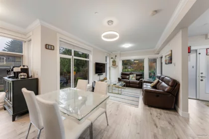 207 13799 101 Avenue, Surrey, BC, Whalley — 2 bed townhouse for sale