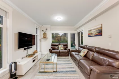 207 13799 101 Avenue, Surrey, BC, Surrey — Townhouse for sale