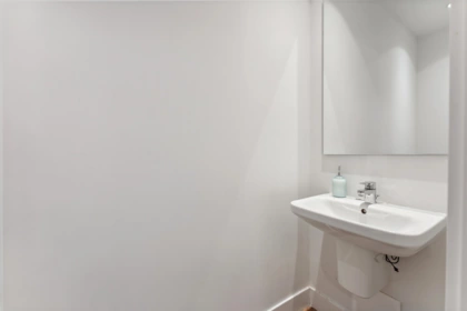 Mudroom Photo of 210 13933 105 Boulevard, Surrey, BC