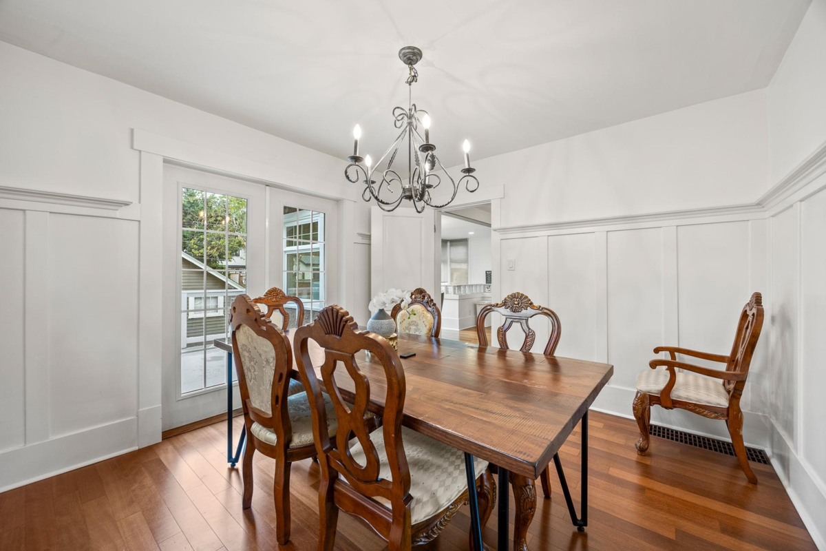 Kitchen Photo of 3276 W 21st Avenue, Vancouver, BC