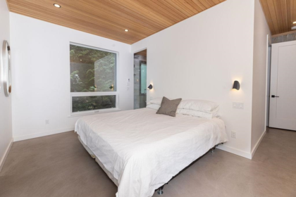 Bedroom 3 Photo of 1572 Mountain Road, Gibsons, BC