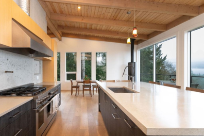Breakfast Nook Photo of 1572 Mountain Road, Gibsons, BC
