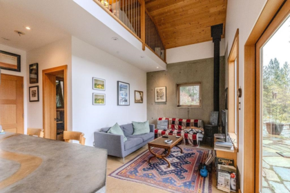Staircase Photo of 1572 Mountain Road, Gibsons, BC