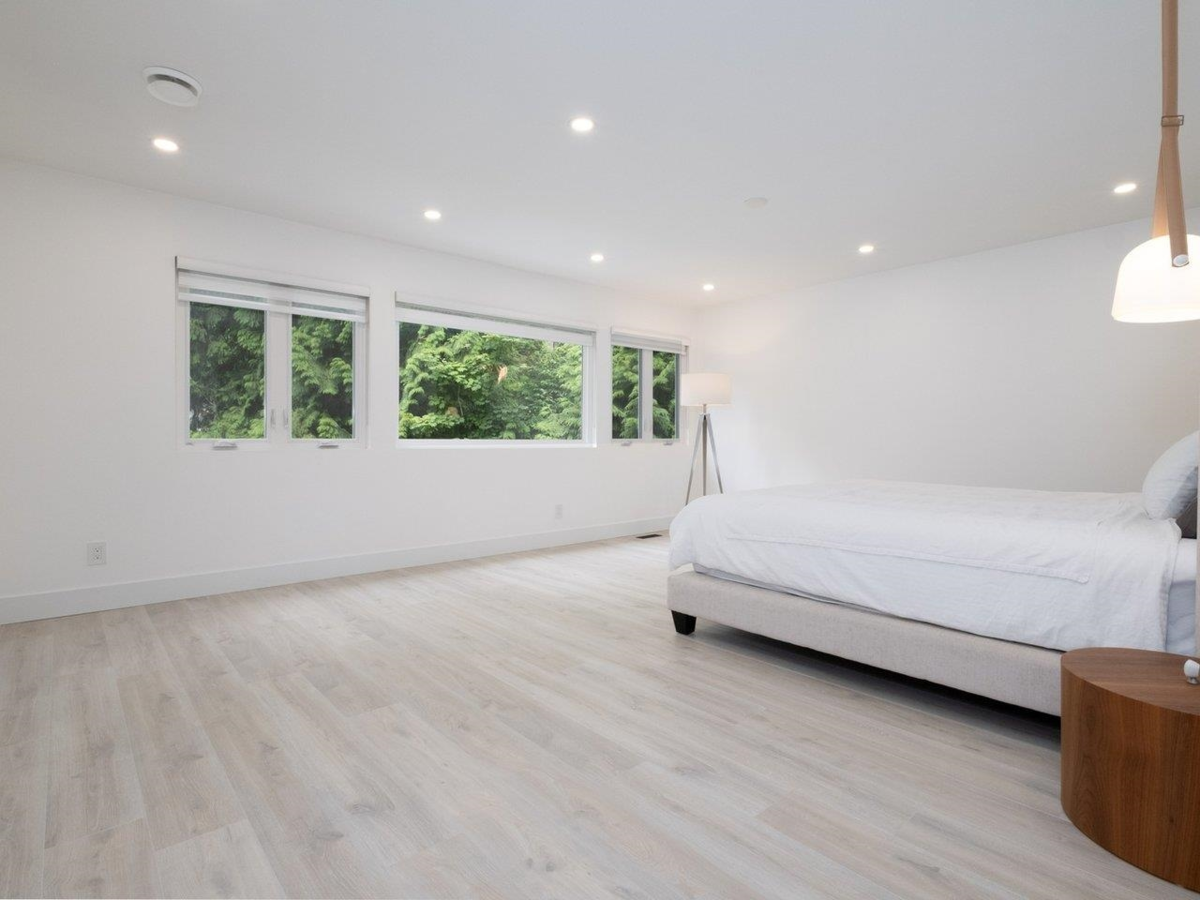 Guest Bathroom Photo of 4283 Capilano Road, North Vancouver, BC