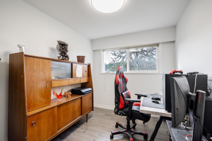 Laundry Room Photo of 21355 Old Yale Road, Langley, BC