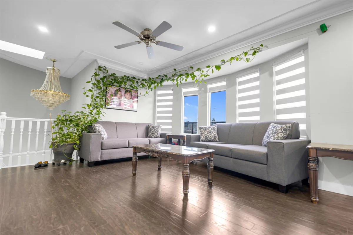 Bedroom 4 Photo of 7595 122a Street, Surrey, BC