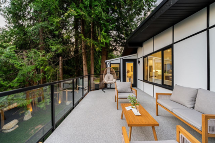 Staircase Photo of 531 Greenway Avenue, North Vancouver, BC