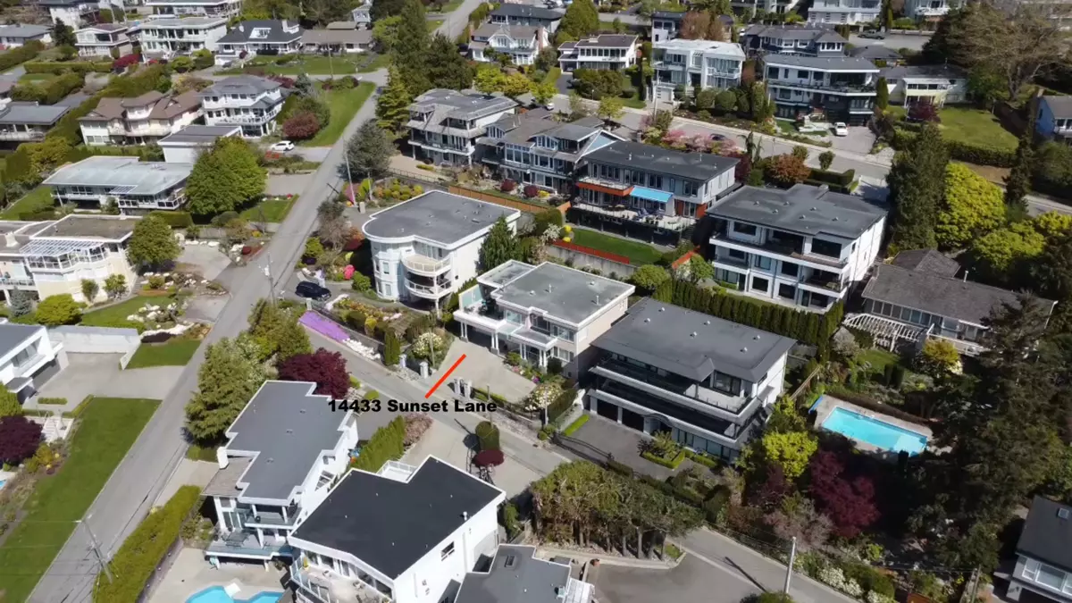 Fitness Center Photo Near 14433 Sunset Lane, White Rock, BC