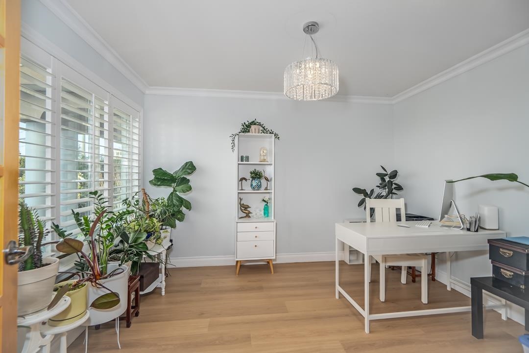 Outdoor Patio Photo of 14433 Sunset Lane, White Rock, BC