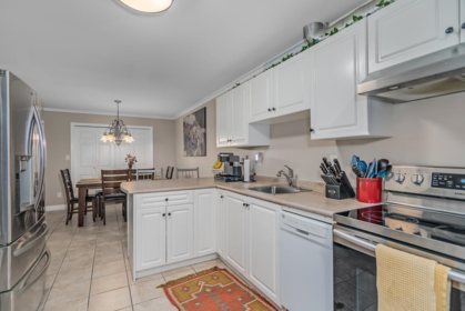 Hot Tub / Spa Photo of 14433 Sunset Lane, White Rock, BC