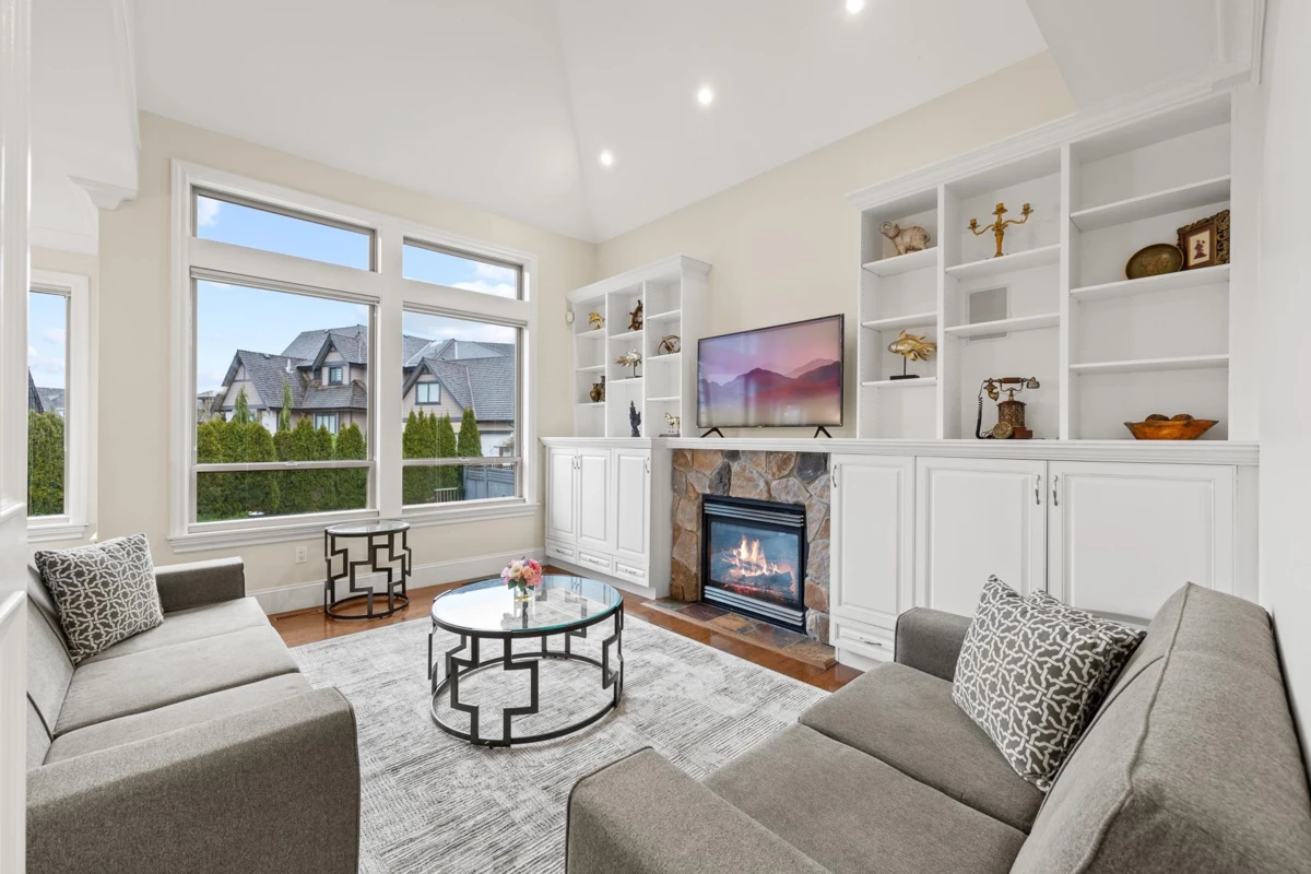 Dining Area Photo of 15963 Devonshire Drive, Surrey, BC