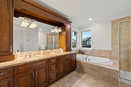 Laundry Room Photo of 15963 Devonshire Drive, Surrey, BC