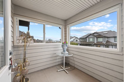 Mudroom Photo of 15963 Devonshire Drive, Surrey, BC