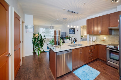 117 6480 194 Street, Surrey, BC, Surrey — Apartment/Condo for sale