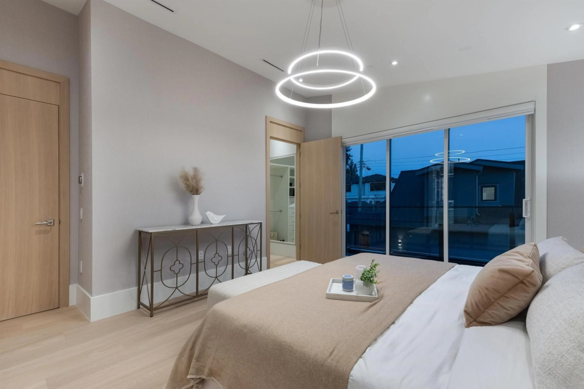 Backyard Photo of 1 2128 W 21st Avenue, Vancouver, BC