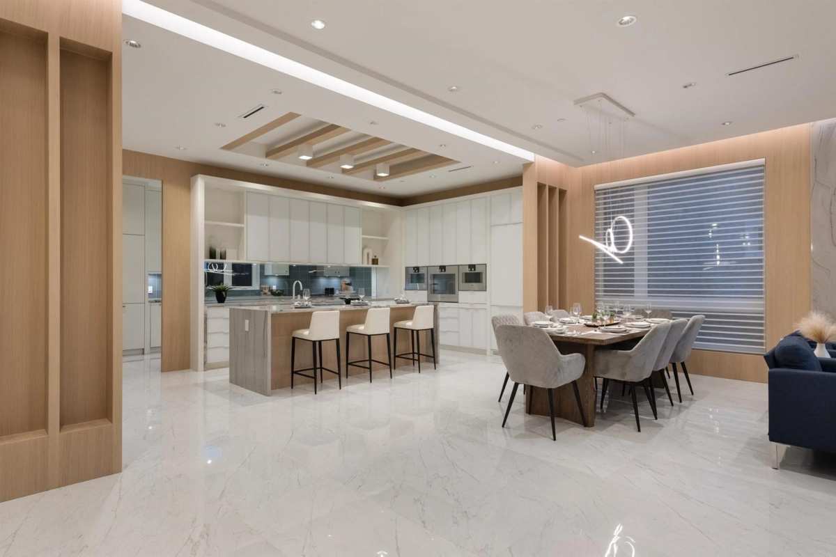 Dining Area Photo of 1 2128 W 21st Avenue, Vancouver, BC