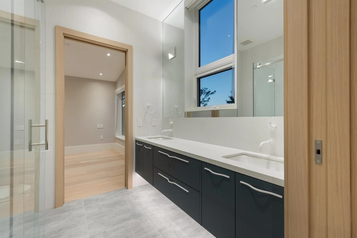 Fitness Center Photo Near 1 2128 W 21st Avenue, Vancouver, BC