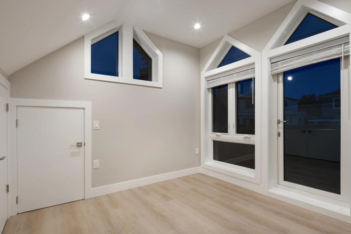 Neighborhood Park Photo Near 1 2128 W 21st Avenue, Vancouver, BC