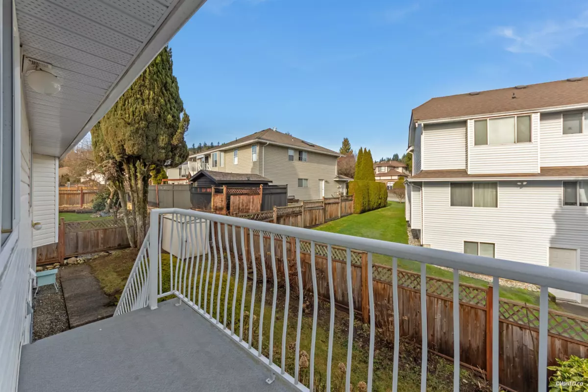 Backyard Photo of 3315 El Casa Court, Coquitlam, BC