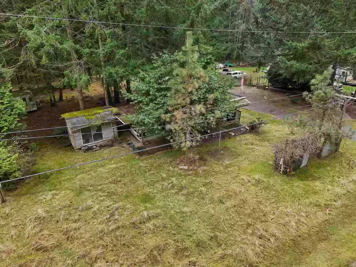 Family Room Photo of 416 Wood Dale Drive, Mayne Island, BC