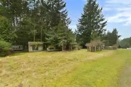 Primary Bedroom Photo of 416 Wood Dale Drive, Mayne Island, BC