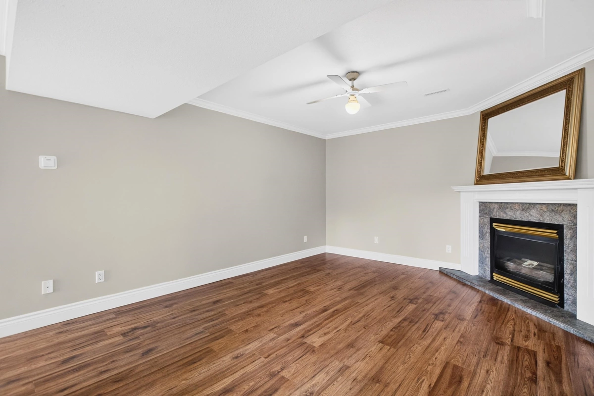 Mudroom Photo of 23258 121a Avenue, Maple Ridge, BC