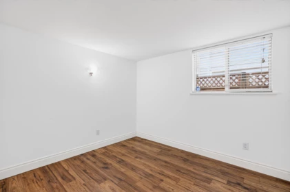 Hallway Photo of 23258 121a Avenue, Maple Ridge, BC