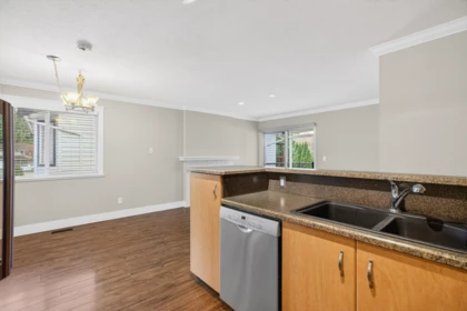 Kitchen Island Photo of 23258 121a Avenue, Maple Ridge, BC