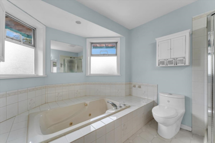 Entry Foyer Photo of 14906 83a Avenue, Surrey, BC