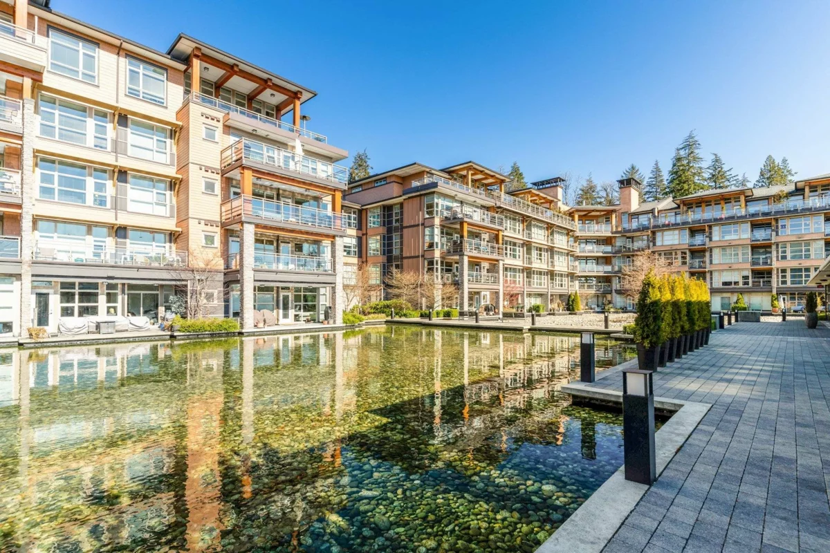 Hot Tub / Spa Photo of 406 3606 Aldercrest Drive, North Vancouver, BC