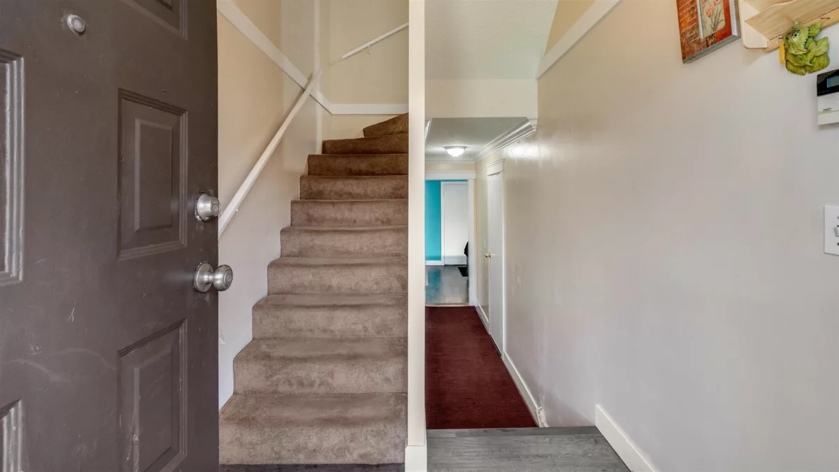 Breakfast Nook Photo of 135 9463 Prince Charles Boulevard, Surrey, BC