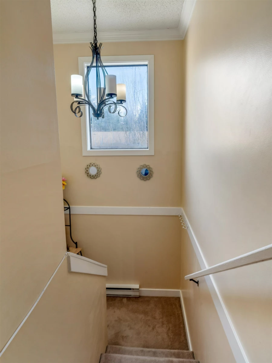 Entry Foyer Photo of 135 9463 Prince Charles Boulevard, Surrey, BC