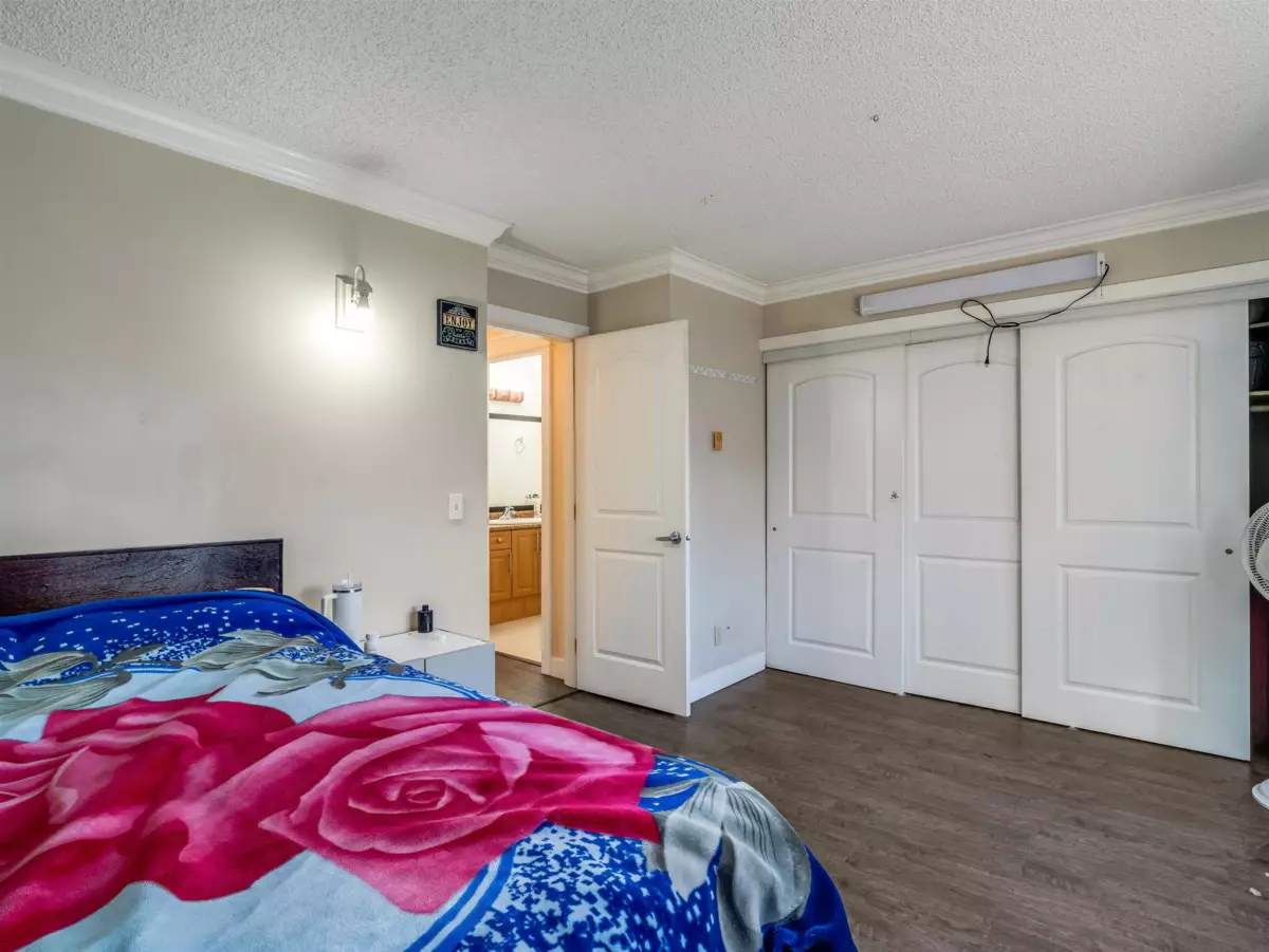 Outdoor Deck Photo of 135 9463 Prince Charles Boulevard, Surrey, BC