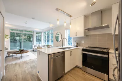 35 6328 King George Boulevard, Surrey, BC, Surrey — Townhouse for sale