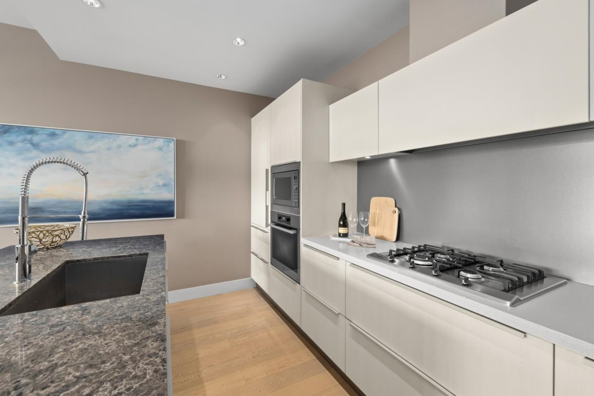 Breakfast Nook Photo of 406 1616 Columbia Street, Vancouver, BC