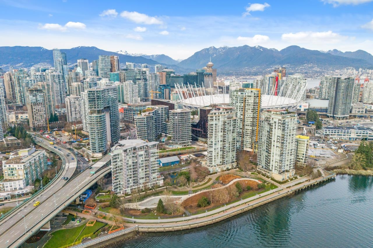 Community Amenities Photo (Clubhouse) of 406 1616 Columbia Street, Vancouver, BC