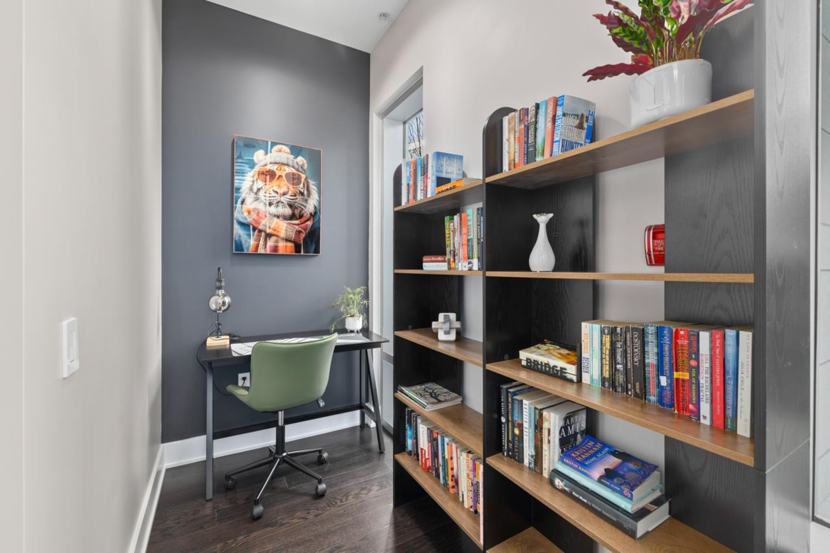 Garden / Landscaping Photo of 406 1616 Columbia Street, Vancouver, BC