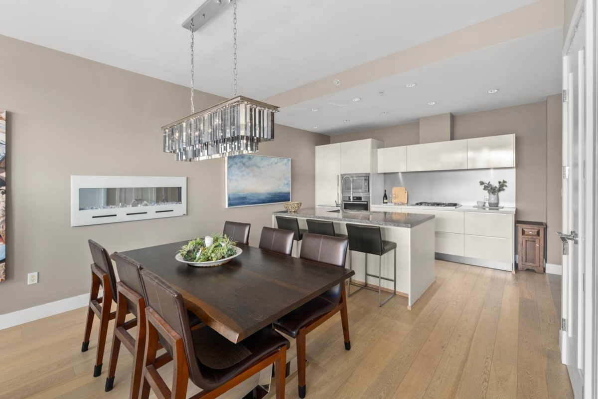 Kitchen Island Photo of 406 1616 Columbia Street, Vancouver, BC